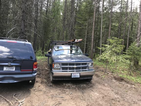 1998 chevy pickup with service box