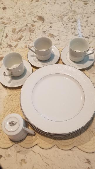 White china for sale in Statesboro GA