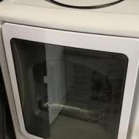 Samsung Gas Dryer for sale in Woodbridge VA by Garage Sale Showcase member Melanie12, posted 06/11/2021