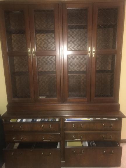 Office Hutch