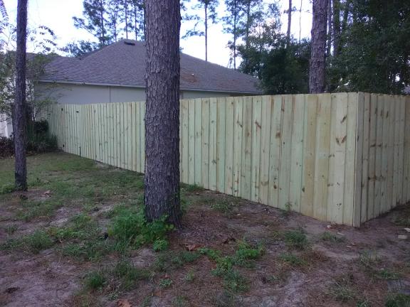 Fence - wood - vynil - aluminum