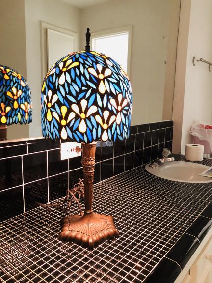 Garage sale in Houston, Texas of Garage Sale Showcase Member Cherryfig. 5 items currently listed for sale.