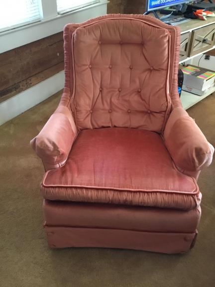 2 swivel rockers for sale in Berryville AR