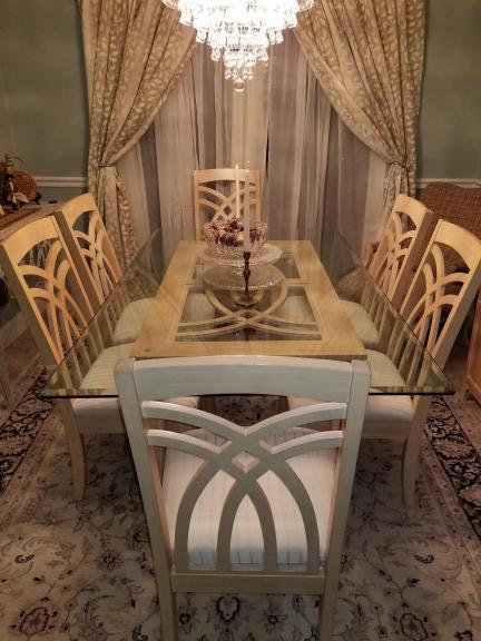 11 PIECE COMPLETE DINING ROOM SET