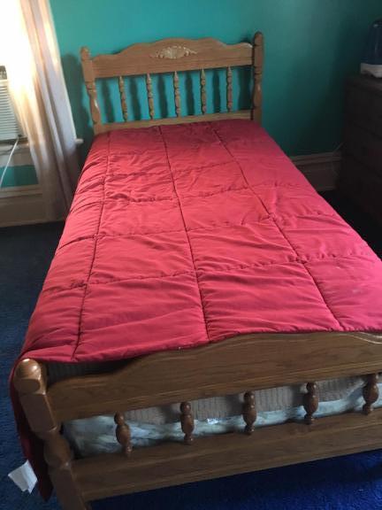 Two single beds with matching dressers for sale in Monroeville OH