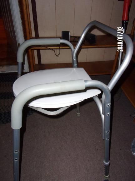 Over the toilet comode for sale in Corning NY