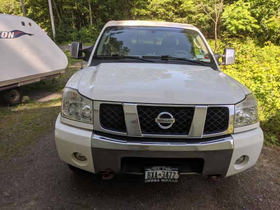 2005 Nissan Titan le