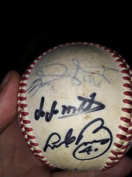 Autographed St Louis Cardinals baseball