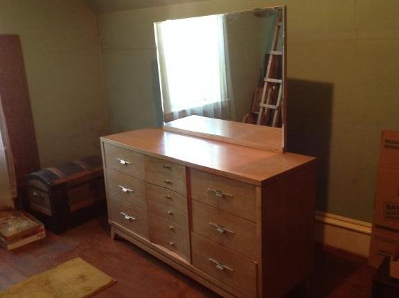Dresser