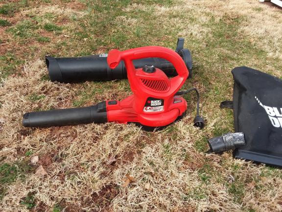 Black n Decker Leaf Hog Blower & Vacuum Electric for sale in Somerset NJ