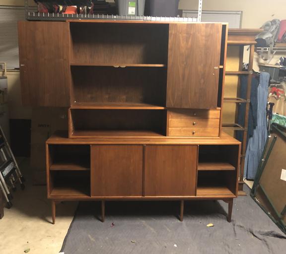 Antiques mid century hutch 1950’s