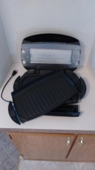 GEORGE FOREMAN GRILL