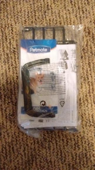 PETMATE SMALL PET KENNEL