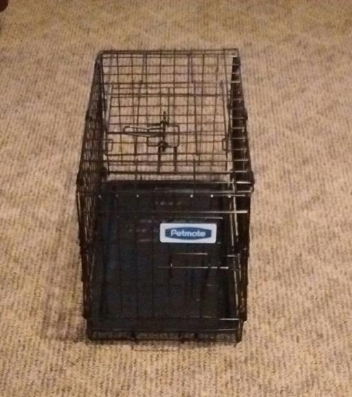 PETMATE SMALL PET KENNEL for sale in San Augustine County TX