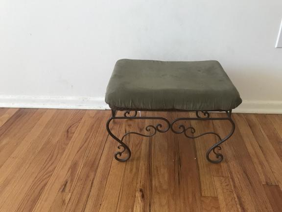 Decorative piece for sale in Wallington NJ