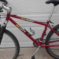 Mountain bike Scott Summit for sale in Holland MI by Garage Sale Showcase member Erik's, posted 11/13/2019