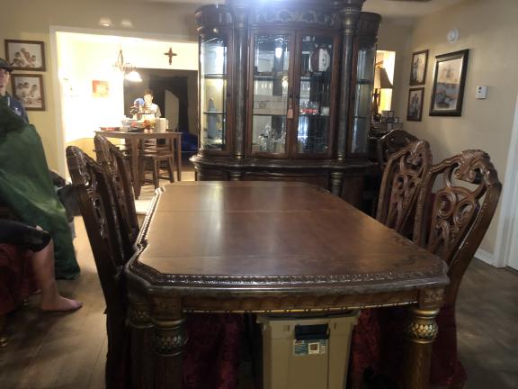 Garage sale in Gonzales, Louisiana of Garage Sale Showcase Member Kelley68. 3 items currently listed for sale.