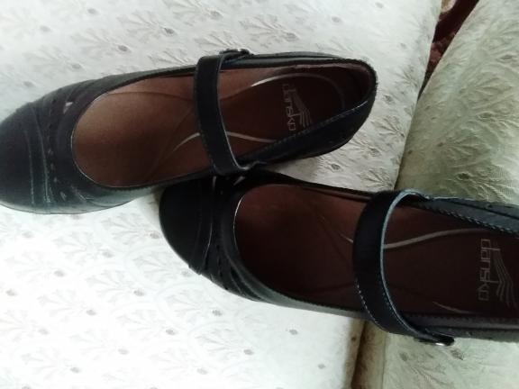 DANSKO WOMENS SHOES