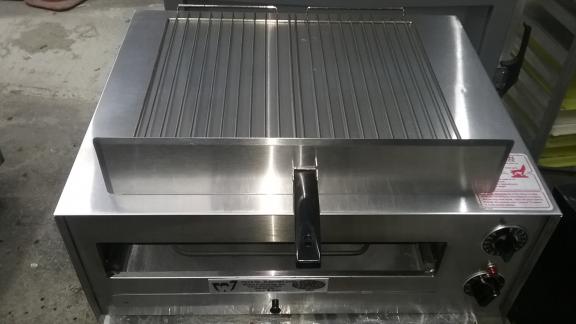 Wisco Industries Commercial Pizza Pan Oven for sale in Fort Wayne IN