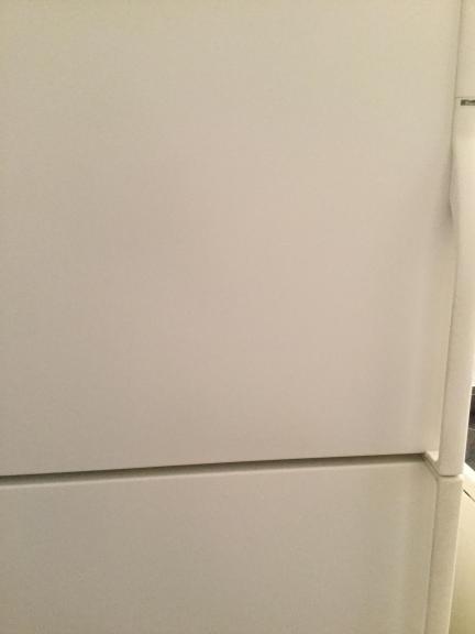 Kenmore 32 3/4” white refridgerator with ice maker for sale in Jupiter FL