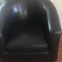 Online garage sale of Garage Sale Showcase Member kristina930, featuring used items for sale in Chester County PA