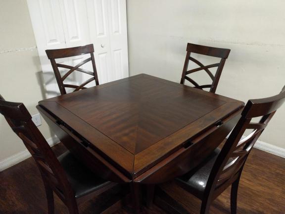 5 Pc Dining Room - $400