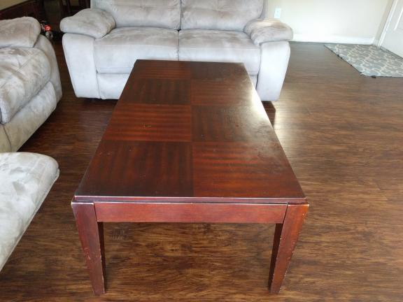 5 Pc Living Room with Reclining Sofa - $500