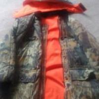 Hunting coat for sale in Warren PA by Garage Sale Showcase member browns0070, posted 09/04/2019