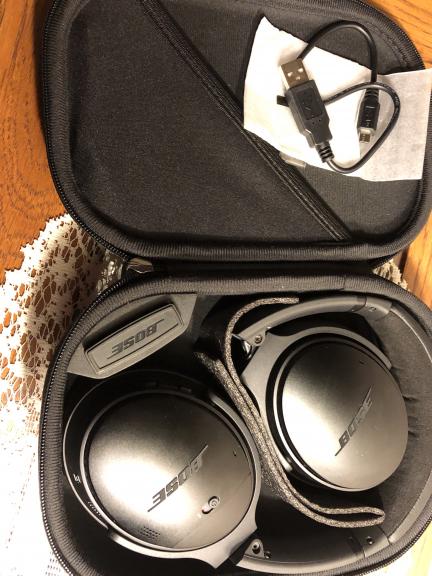 BOSE QUIET COMFORT 35 headphones