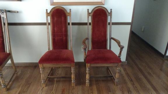 Oak Dining Table & 6 Chairs