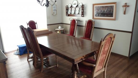 Oak Dining Table & 6 Chairs