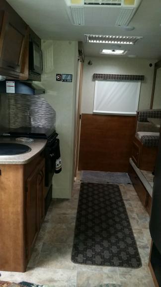 2015 Lance 1575 Travel Trailer