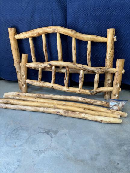 Queen size Aspen bed frame for sale in Grand Lake CO