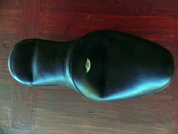 2003 Harley-Davidson seat (100th Anniversary)