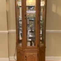 Glass cabinet for sale in Hamburg NJ by Garage Sale Showcase member moebel, posted 09/04/2020