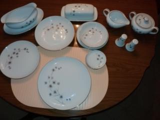 China One White Silver Star Light Dish Set