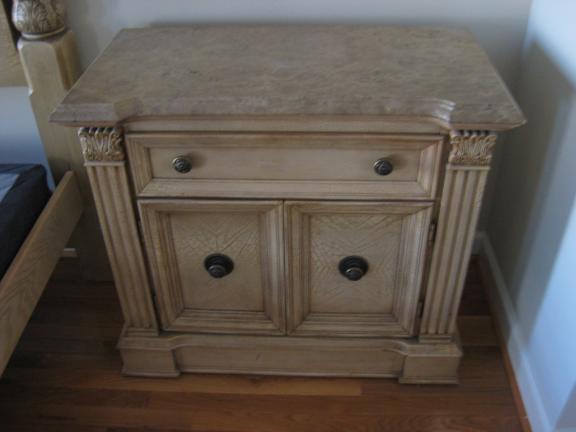 Lexington King Bedroom Set