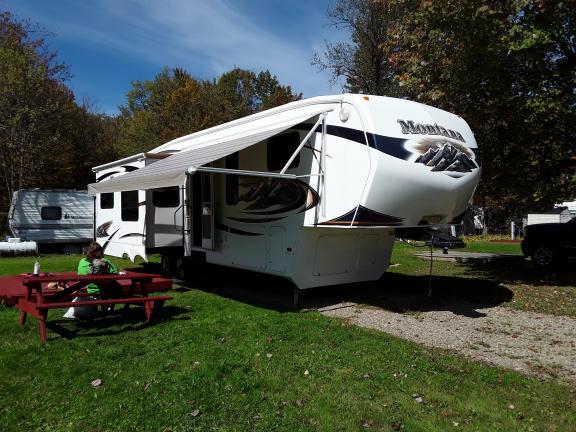 2010 KEYSTONE Montana 3455SA for sale in Smethport PA