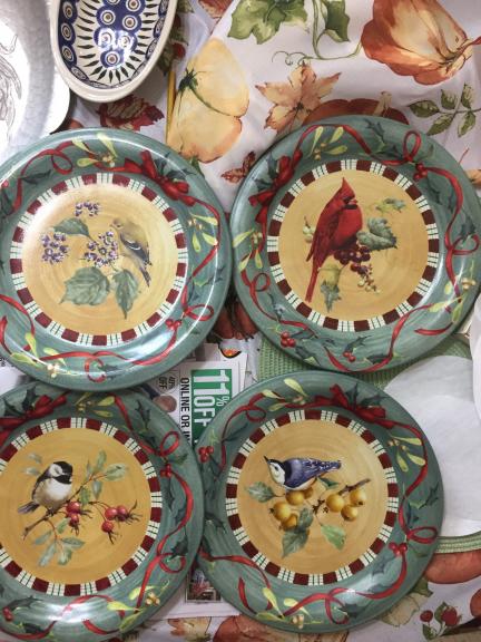 Twelve Place Setting Lenox Winter Greetings Stoneware