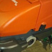 Phoenix 33" Auto scrubber walkbehind for sale in Carpentersville IL by Garage Sale Showcase member jsouza, posted 05/17/2020