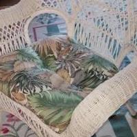Online garage sale of Garage Sale Showcase Member Frangipani, featuring used items for sale in Pinellas County FL