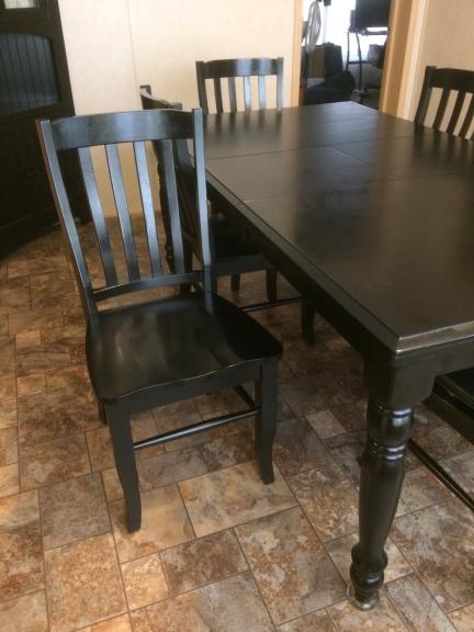 dining room set