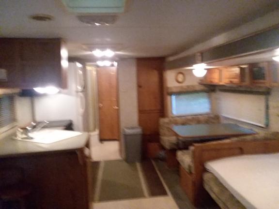 2004 39' Fleetwood RV Trailer