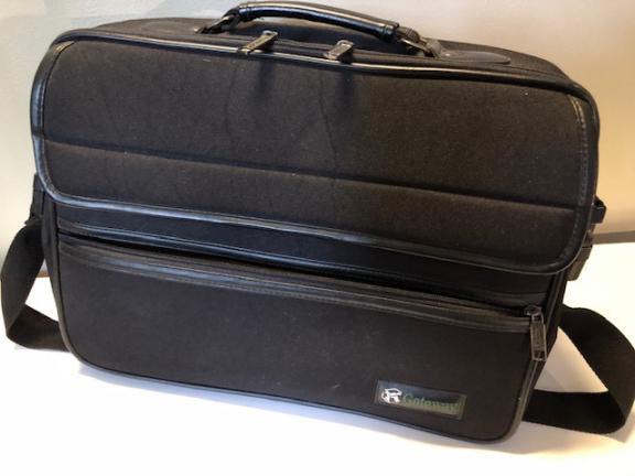 Laptop computer bag for sale in Port Jervis NY