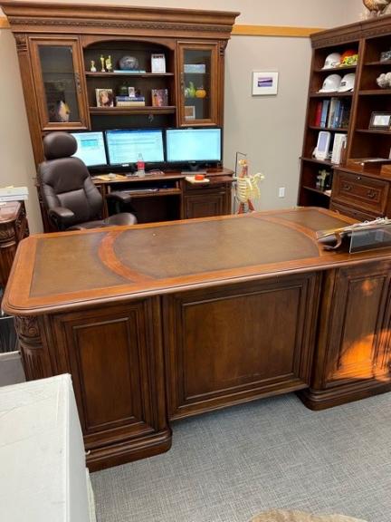Office furniture set for sale in Missoula MT