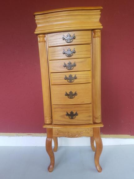 Jewelry Box for sale in Tiffin OH