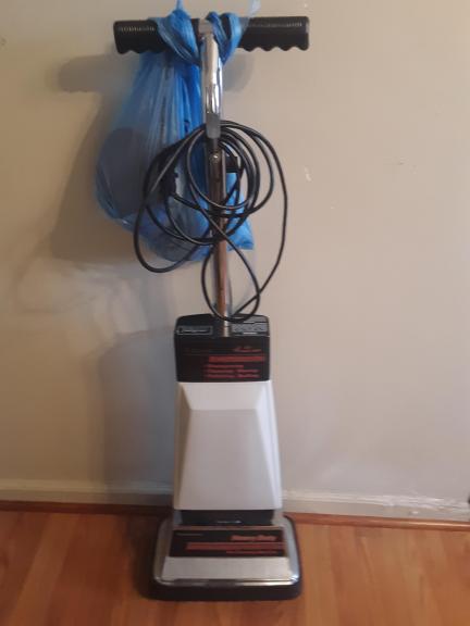 Kenmore heavy duty floor Scrubber for sale in Greenwood IN