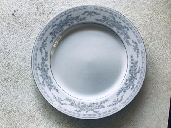 Dishes for sale in Stuart FL