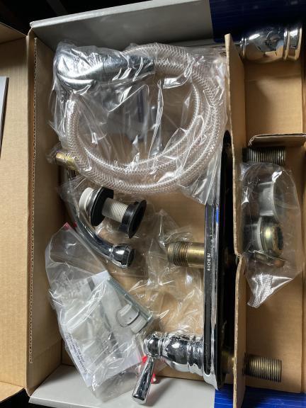 Moen Lever Handle Kitchen Faucet, Chrome