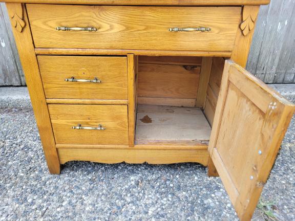 Antique Wash Stand